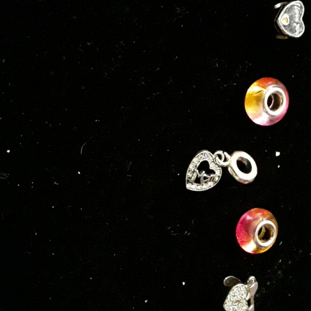 Charm beads